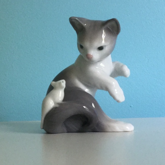 Lladro Other - Lladro figurine 0536 Cat and Mouse